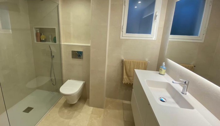 BAÑO 6